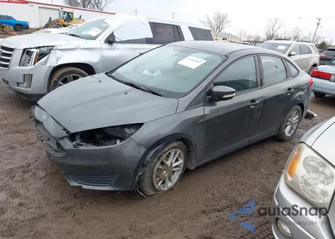 2016 Ford Focus Se z USA, uszkodzony, nr VIN 1FADP3F23GL211490